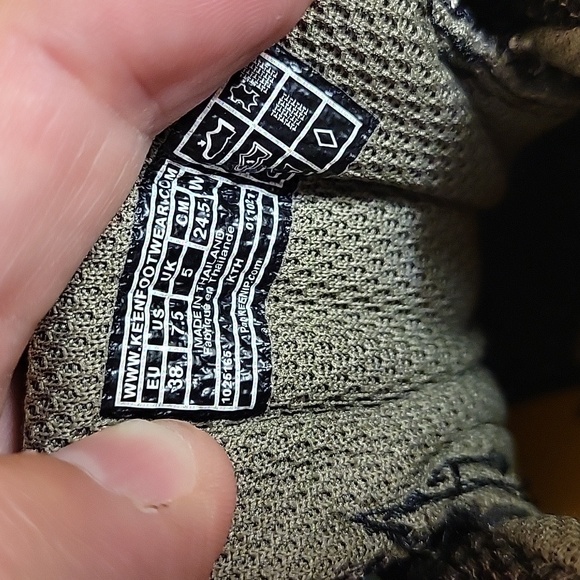 Keen woman shoe size 7.5 - Picture 5 of 6